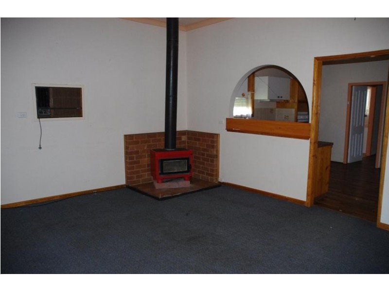 23 Baronga Street, Cowra NSW 2794