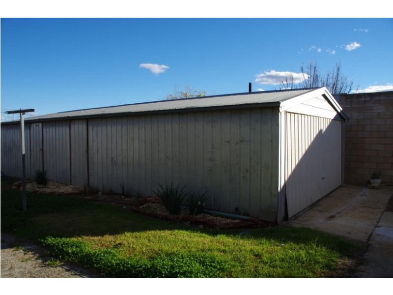 23 Baronga Street, Cowra NSW 2794