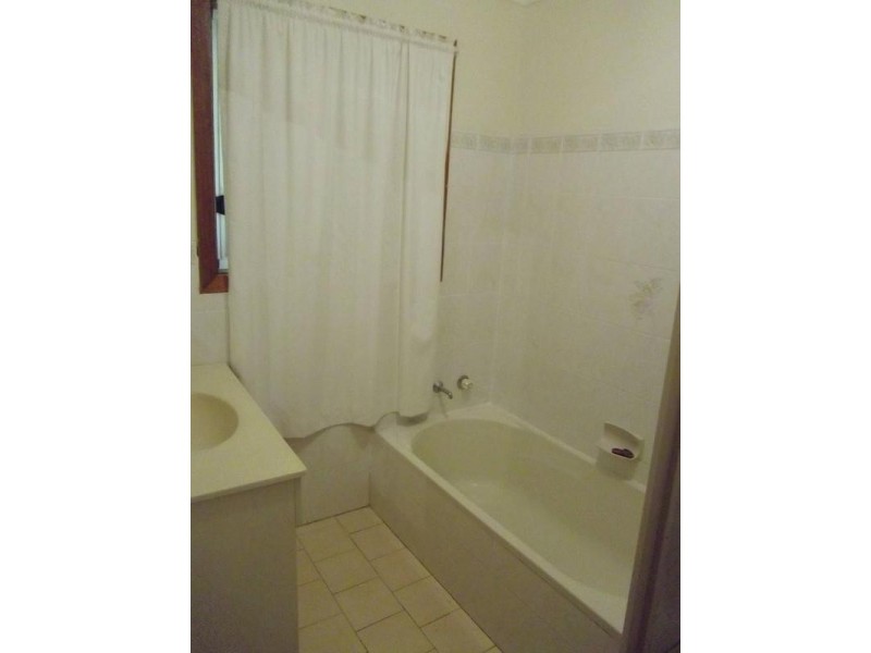 - Tallarook Road, Cowra NSW 2794