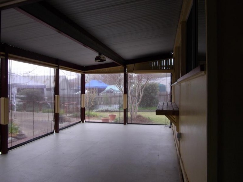 66 Darling Street, Cowra NSW 2794