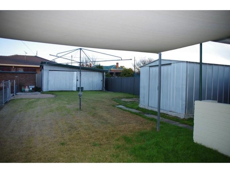 11 Railway Street, Cowra NSW 2794