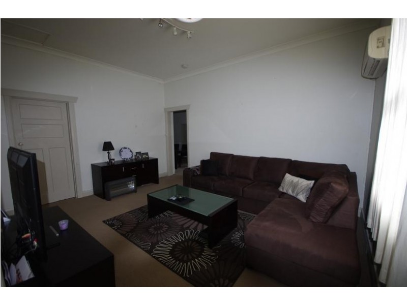 14 Vaux Lane, Cowra NSW 2794