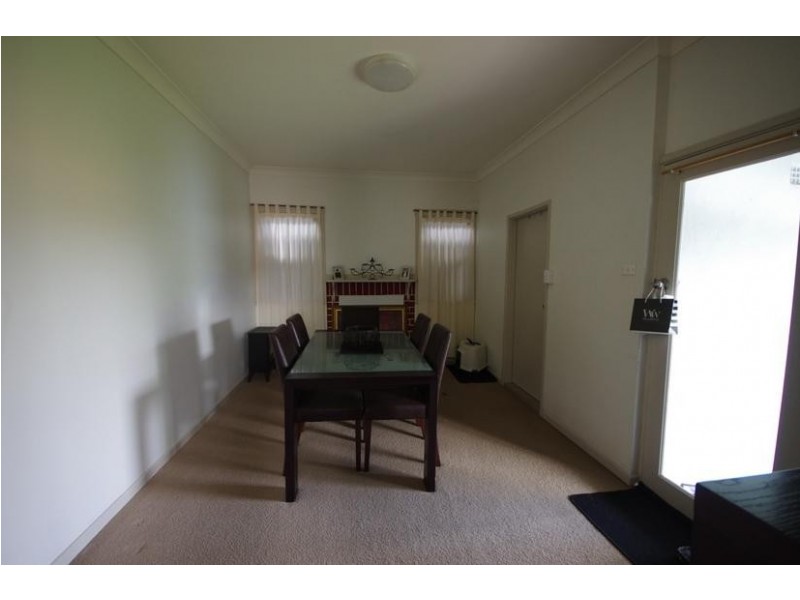 14 Vaux Lane, Cowra NSW 2794