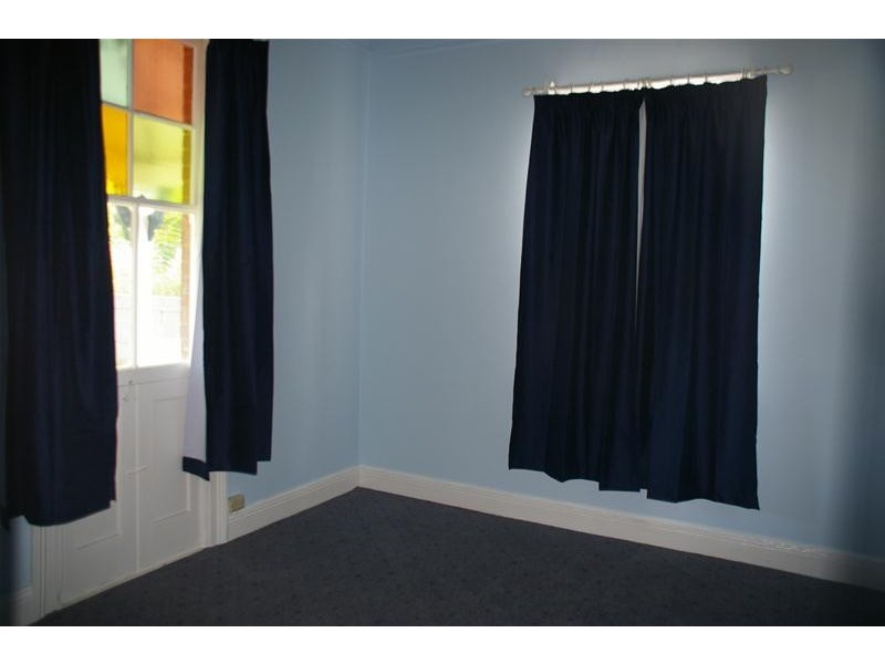 11 Vaux Street, Cowra NSW 2794