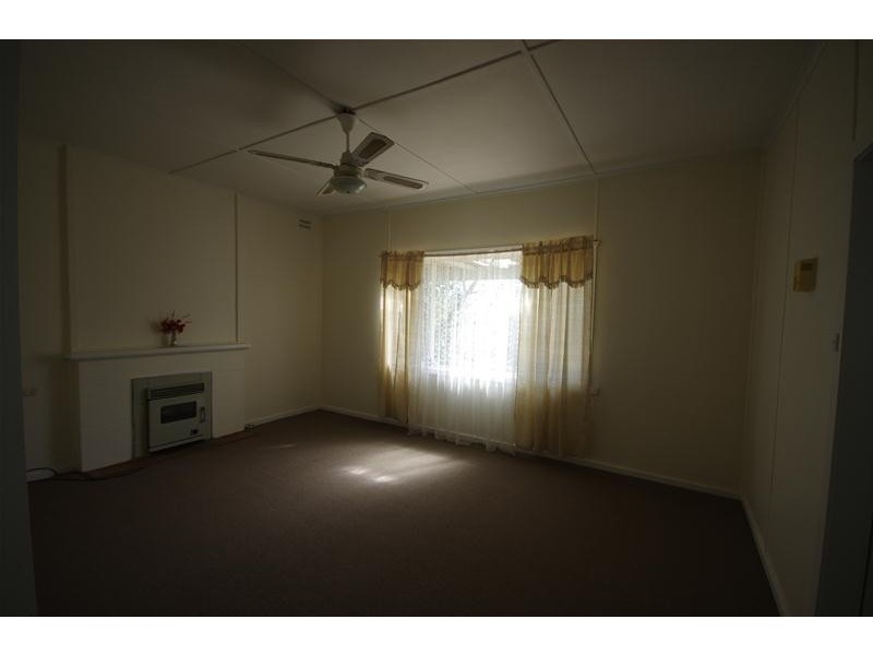 3 Macassar Street, Cowra NSW 2794