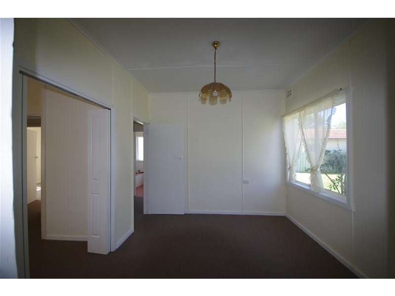 3 Macassar Street, Cowra NSW 2794