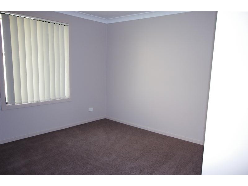 4 Mirage Drive, Cowra NSW 2794