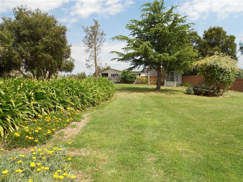 1580 Reg Hailstone Way, Woodstock NSW 2538