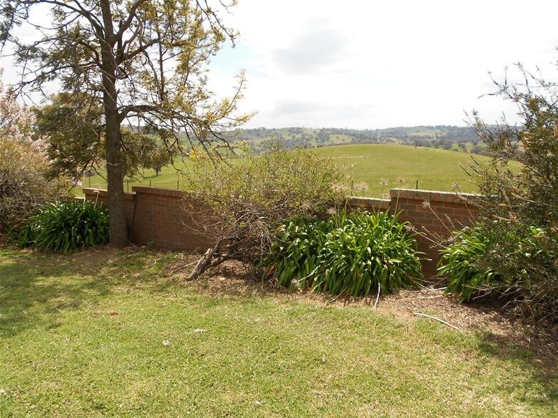 1580 Reg Hailstone Way, Woodstock NSW 2538