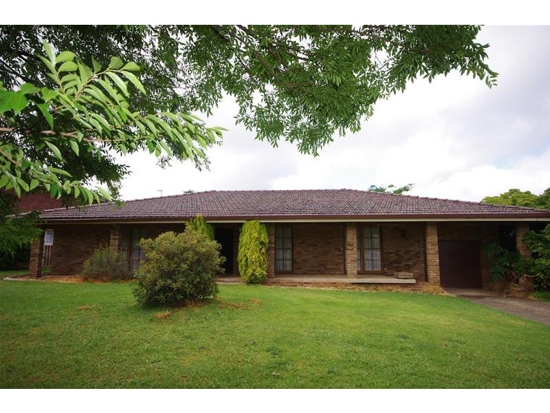47 Evans Street, Cowra NSW 2794
