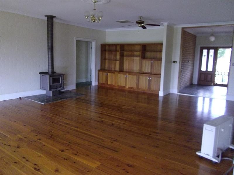 49 Valley View Road, Cowra NSW 2794