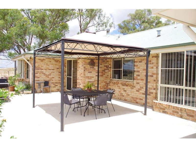 18 Battalion Drive, Cowra NSW 2794