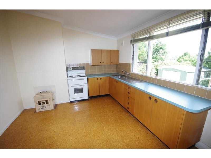 35 Liverpool Street, Cowra NSW 2794