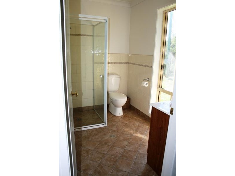 33 Camp Lane, Cowra NSW 2794