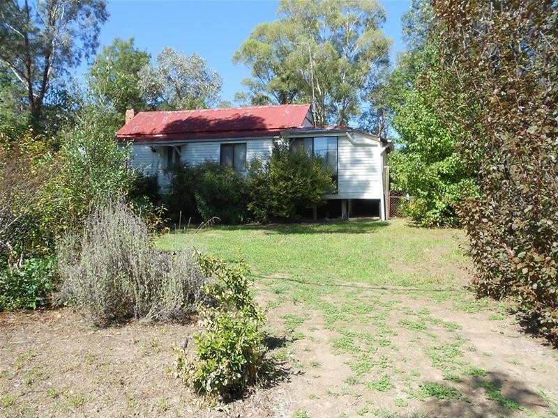 85 Main Street, Darbys Falls NSW 2793