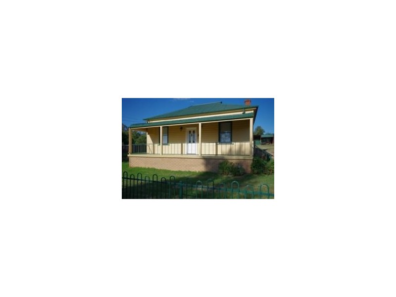 99 Taragala Street, Cowra NSW 2794