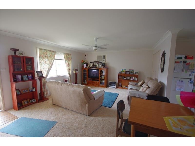 3/2 Day Street, Cowra NSW 2794