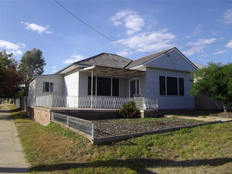 2 Coota Street, Cowra NSW 2794