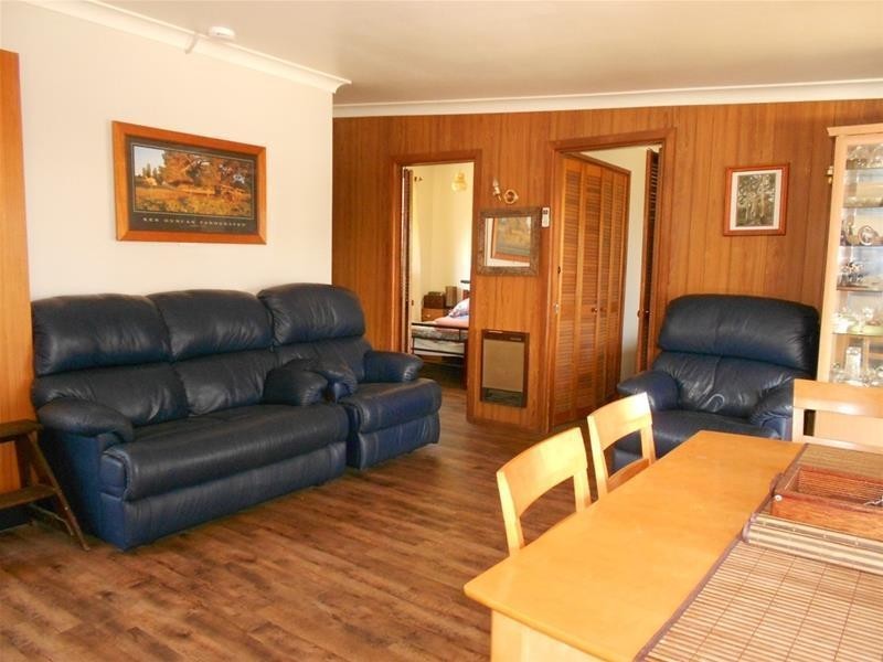 2232 Reg Hailstone Way, Cowra NSW 2794