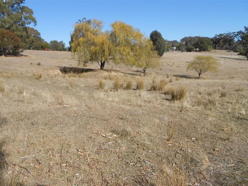 2232 Reg Hailstone Way, Cowra NSW 2794