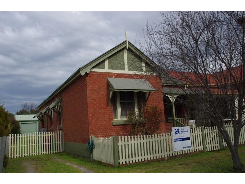 17 Railway Street, Cowra NSW 2794