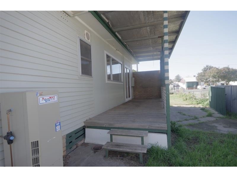 28 Victor Street, Cowra NSW 2794