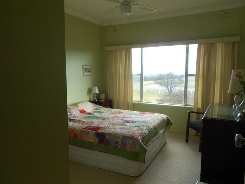 Reg Hailstone Way, Woodstock NSW 2793