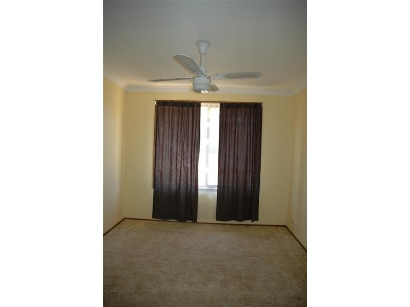 15 Logan Street, Cowra NSW 2794