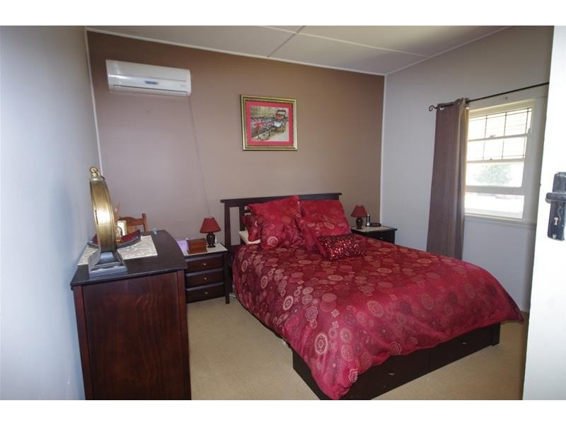 58 Fitzroy Avenue, Cowra NSW 2794