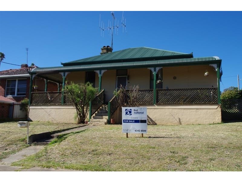 102 Liverpool Street, Cowra NSW 2794