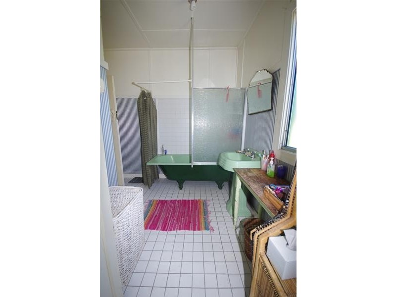 102 Liverpool Street, Cowra NSW 2794