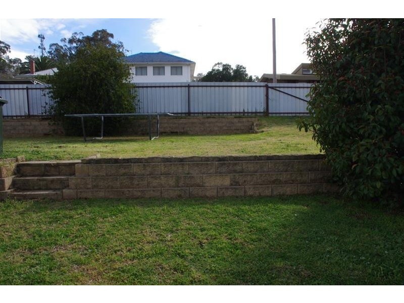 102 Liverpool Street, Cowra NSW 2794