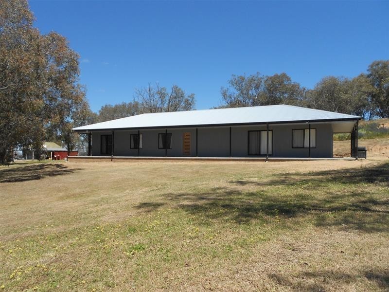 80 Glen Avon Road, Cowra NSW 2794