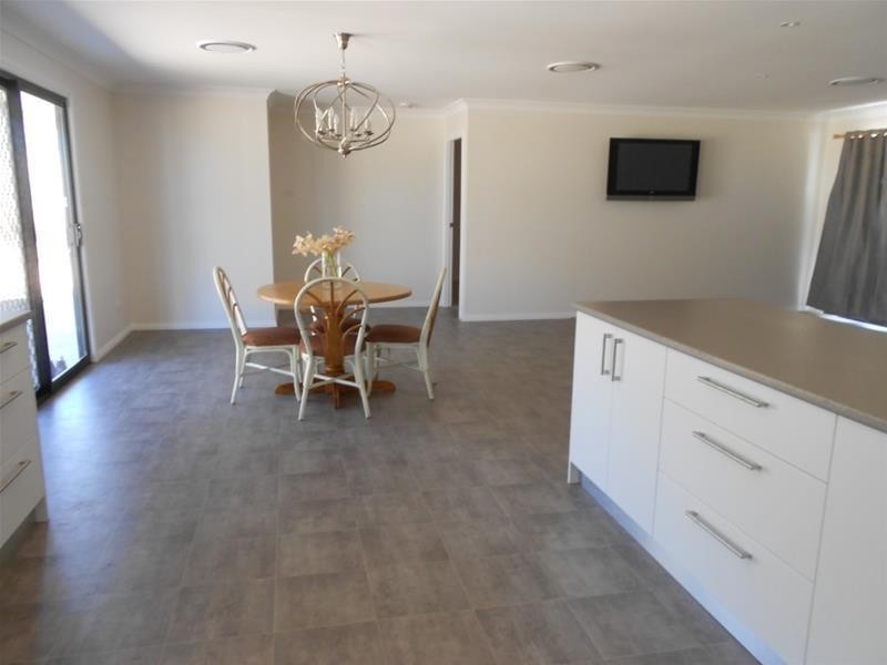 80 Glen Avon Road, Cowra NSW 2794