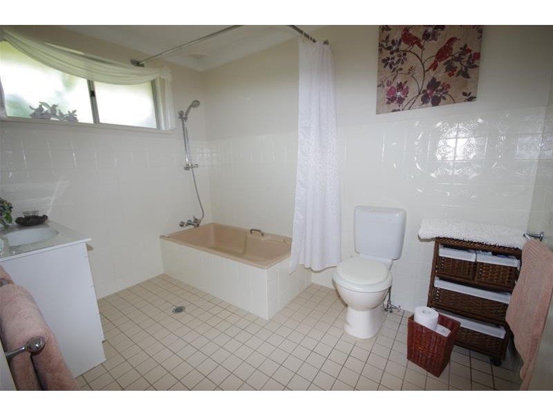 12 Yarrawonga Crescent, Cowra NSW 2794