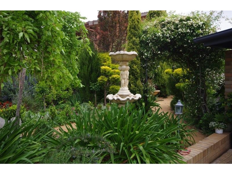 12 Yarrawonga Crescent, Cowra NSW 2794