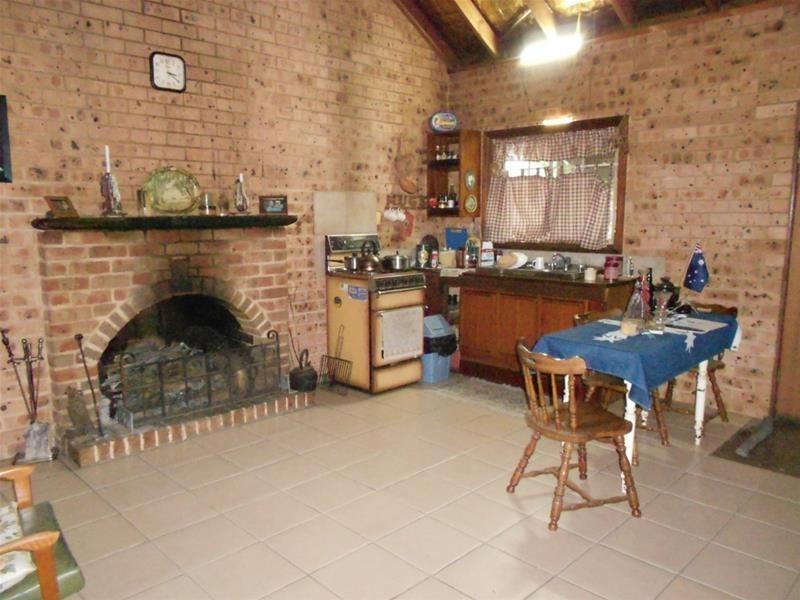 179 Hilltop Road, Woodstock NSW 2793