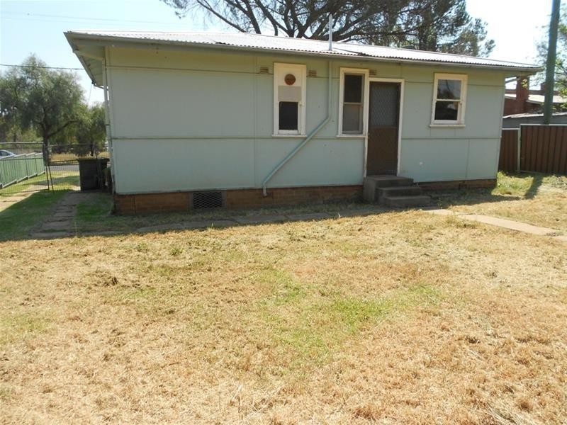 49 Carrington Street, Woodstock NSW 2793