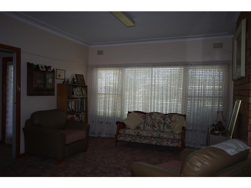 31 Forbes Street, Gooloogong NSW 2805