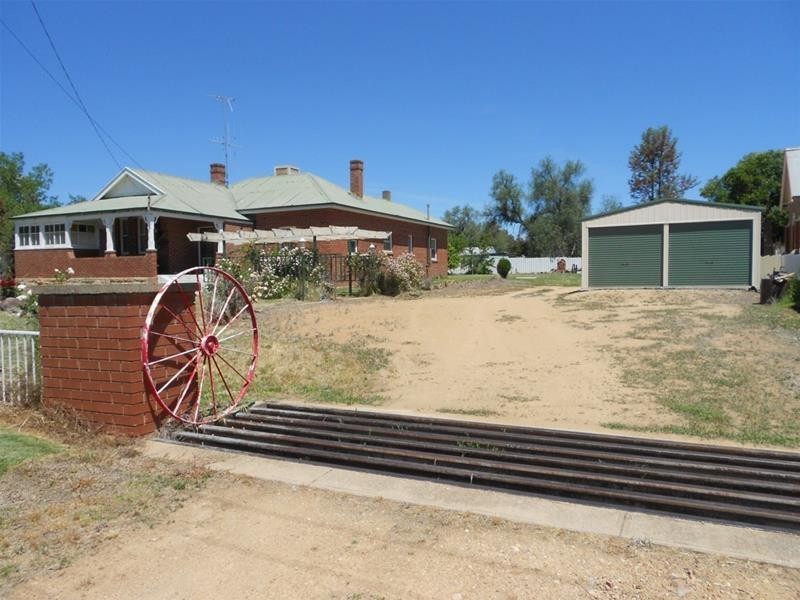 22 Broad Street, Koorawatha NSW 2807