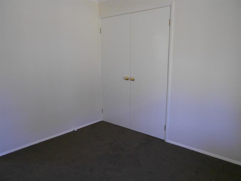 1 Parkes Street, Woodstock NSW 2793