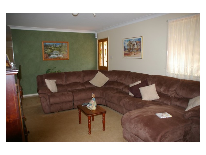 51-53 North STREET, Woodstock NSW 2793