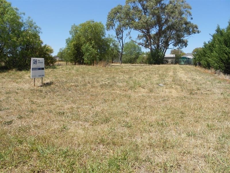 35 Belmore Street, Woodstock NSW 2793