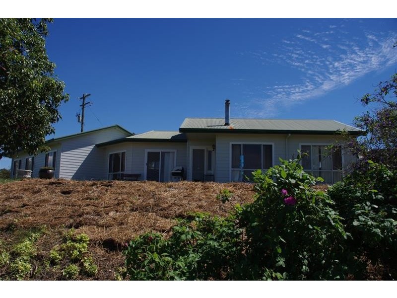 3 Binni Creek Road, Cowra NSW 2794