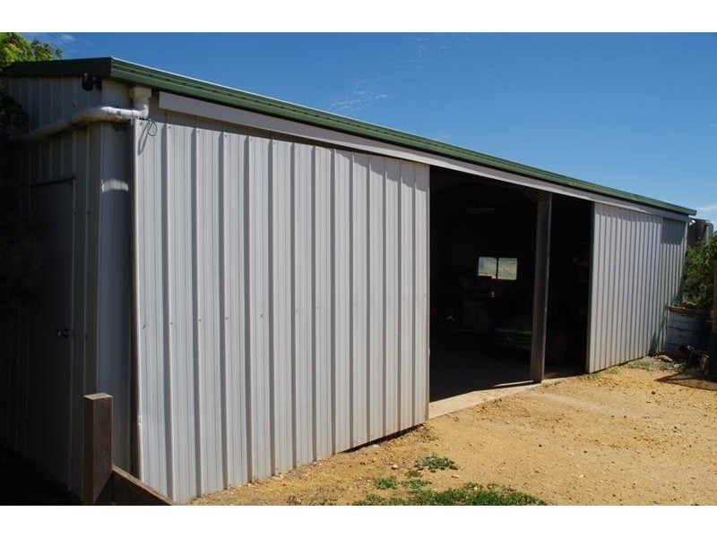 3 Binni Creek Road, Cowra NSW 2794