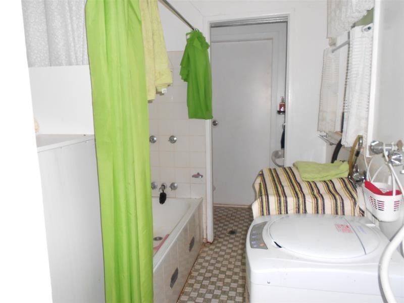 43 Belmore Street, Woodstock NSW 2793