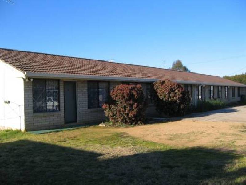 A/4 Cooyal Street, Cowra NSW 2794