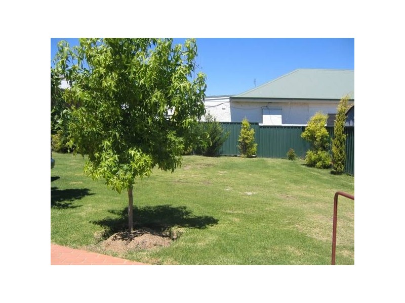87 Brisbane Street, Cowra NSW 2794