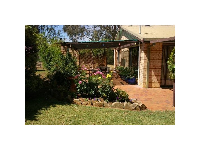 Goodacre Drive, Woodstock NSW 2793