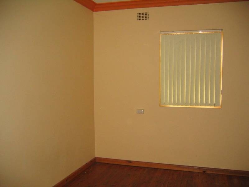 9 Victor, Cowra NSW 2794